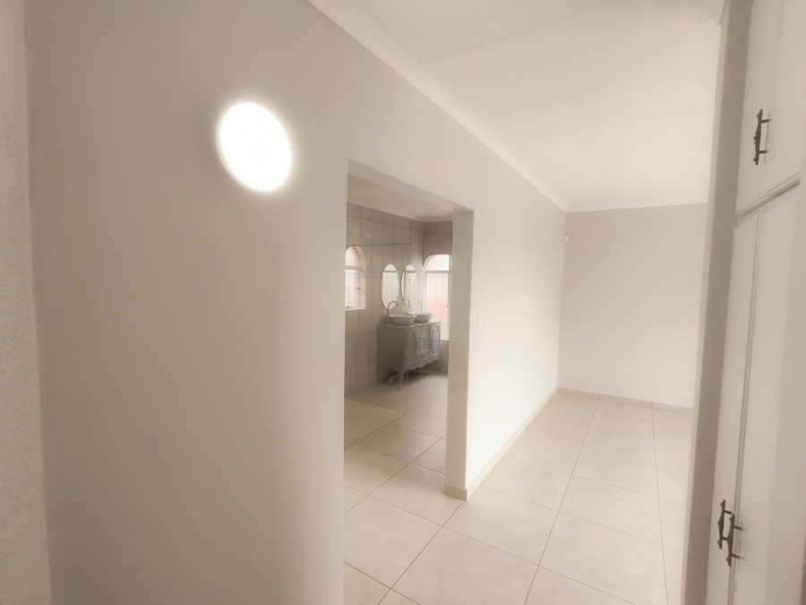3 Bedroom Property for Sale in Vaalpark Free State